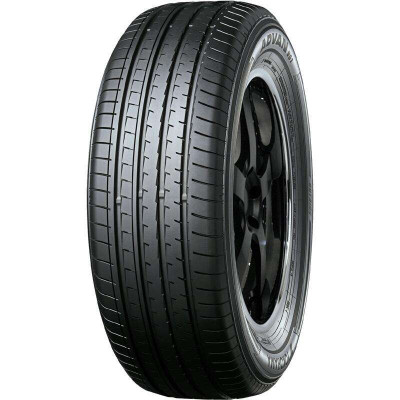 Летние легковые шины Yokohama Advan V61 235/60 R18 103H